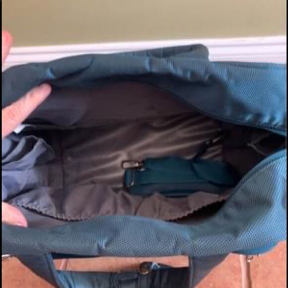 Samsonite Blue Carry On - Picture 2 of 3